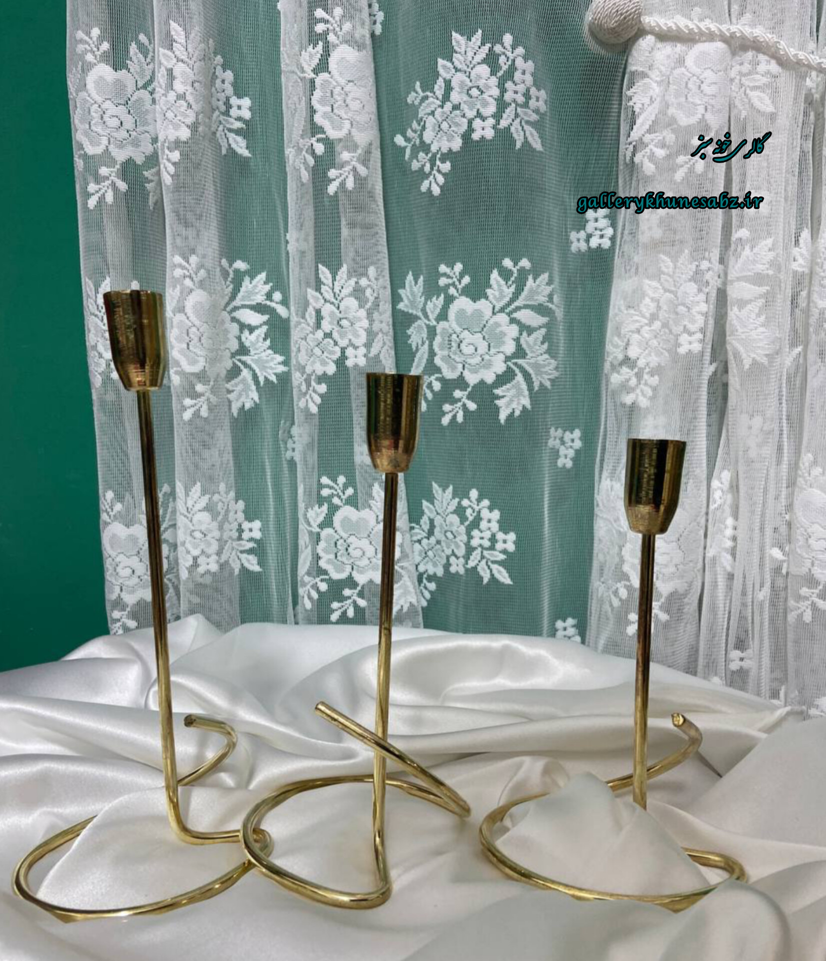 شمعدان سه عددی طلایی طرح دفرمه