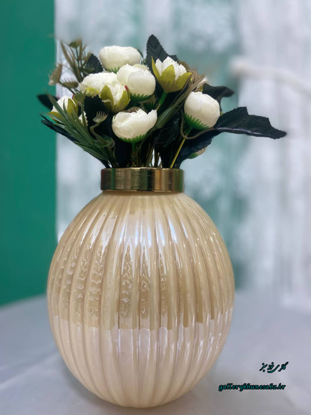 گلدان آترین رنگ کرم نسکافه ای